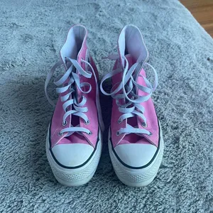Pink Platform Converse thumbnail 4
