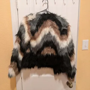 John + Jenn Faux fur coat Size XS thumbnail 11