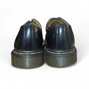 Dr. Martens Black smooth Leather Oxford Shoes Women’s 7 Yellow Stitch Lace Up thumbnail 5