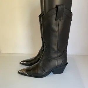 ZARA Women’s Black Western Cowboy Boots Size 37 US 6.5 Silver Metal Toe Y2K thumbnail 8