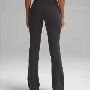 Lululemon Ribbed Softstreme Flare Pants Black Size 4 Lounge Yoga Athleisure thumbnail 2