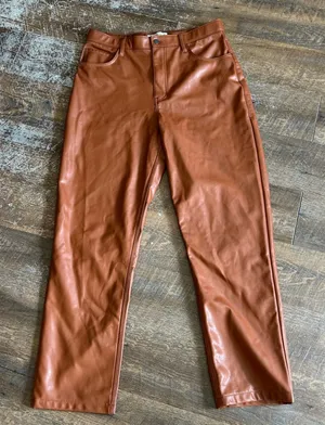 Abercrombie & Fitch 90s Straight Vegan Leather Curve Love Pants Brown Sz 32 14 thumbnail 1