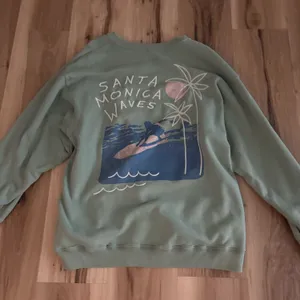 Hollister sweatshirt thumbnail 1