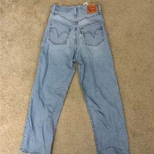 Rib cage straight ankle Levi’s thumbnail 4