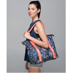 Lululemon Floral Print Tote Bag Pink Straps Gym Travel Beach Bag thumbnail 11