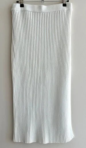 Amazon Women’s White Ribbed Sweater Midi Slit Skirt, Size Large thumbnail 1