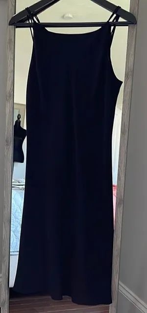 Jones New York Black Dress Size‎ 6 Classic. Midi length. thumbnail 1