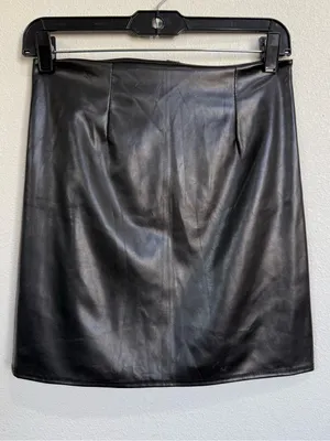 Windsor Black Faux Leather Ruched Side Zip Bodycon Mini Skirt Y2K NWT Small Moto thumbnail 3