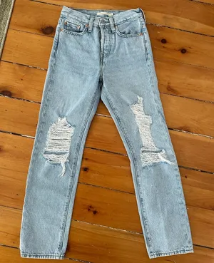Levi's FLOW STYLE Women's Wedgie Straight-Leg High Rise Crop Jeans, US Size 24 thumbnail 1