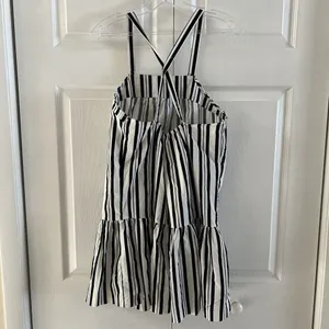 Urban Outfitters Alice Ritter & Size M Anais Drop Waist Stripe Mini Dress‎ White/Black thumbnail 7
