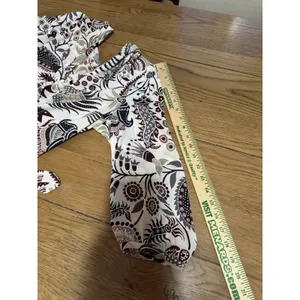 LOFT Outlet Women Size Medium Blouse Paisley Print Tie Bottom Polyester City‎ thumbnail 6