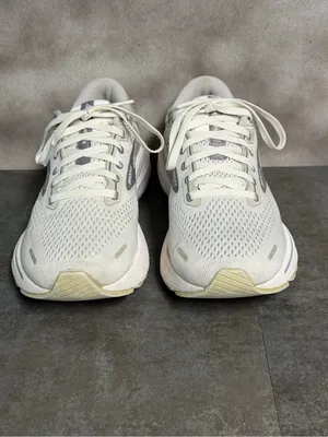 Brooks Adrenaline GTS 22 Women’s Oyster Grey/White Sneakers 1203531B134 Sz 7.5B thumbnail 5