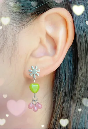 czech glass opaque olive green color heart & pink teardrop beads earrings💚 thumbnail 3
