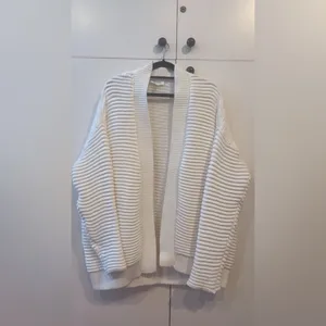 Haven Well Within Organic Cotton Ottoman Stitch Cardigan Ivory Chunky Knit thumbnail 4