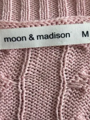 Women's Cable Knit Button-Up Cardigan Sweater - Pink thumbnail 2