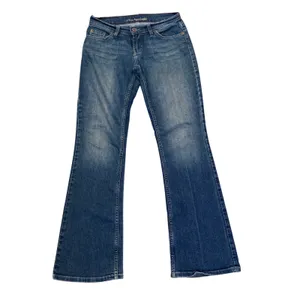 American Eagle Low Rise Y2K Bootcut Jeans Medium Wash Blue Denim Size 4 Reg thumbnail 3