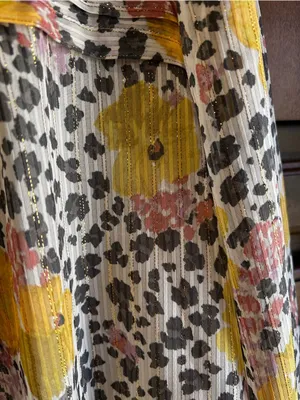 🌸Loft Chiffon Lined Floral Cheetah Pintuck Flowy Metallic Blouse Women's sz M thumbnail 9