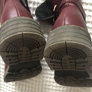 Steve Madden Maximus Burgundy Double Buckle Leather Boot Charcoal Sherpa Lined thumbnail 4