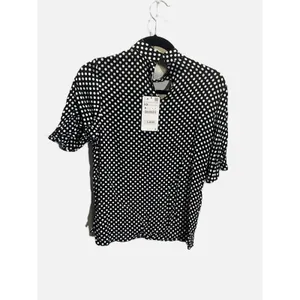 Zara Polka Dot Blouse Womens XS Black White Mock Neck Ruffle Short Sleeve Retro‎ thumbnail 5