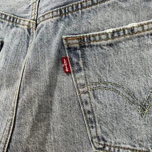 Levi's Premium 501 Cut‎ Off Denim Shorts Size 28 thumbnail 5