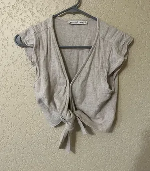 Abercrombie Linen Blend Crop Tie Top thumbnail 1