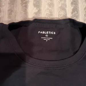 Fabletics Womens XL Black Muscle Tank Top Athletic Sleeveless Gym Shirt thumbnail 3