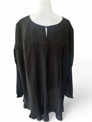 Zanzea Collection black blouse with ruffled sleeves and a flowy silhouette thumbnail 4