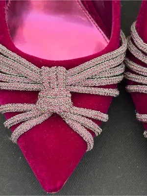 Vince Camuto Faine Magenta Velvet Rhinestone Bow Pointed Toe Pumps Heels Shoes 8 thumbnail 6