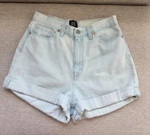 BDG Mom High Rise Denim Shorts Size 28 Light Wash Rolled Cuff Urban Outfitters thumbnail 1