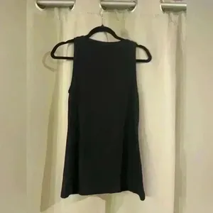 Women’s Black Express Top thumbnail 3