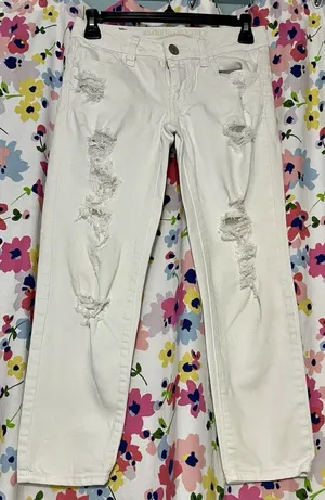 American Eagle jeans Size 00 White Stretch Denim Distressed Ripped Classic thumbnail 1