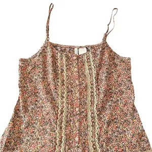 Full‎ Tilt Women's Medium Pink Floral Lace Trim Button Front Camisole Tank Top thumbnail 2