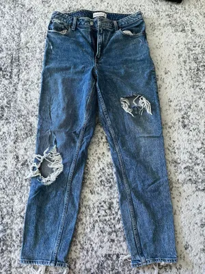 Abercrombie Curve Love High Rise Mom Jean thumbnail 1