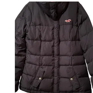 Hollister Puffer Jacket Black Red Lined Down Feather Fill Women's Medium thumbnail 2