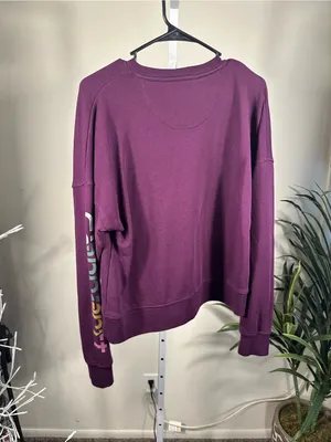 N265. Carhartt Crewneck Sweatshirt - Women's small Plum Color. Fits up to large thumbnail 5