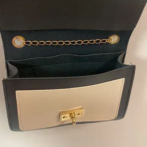 SheIn Mini Twist Lock Color Block Flap Chain Small Satchel Bag thumbnail 4