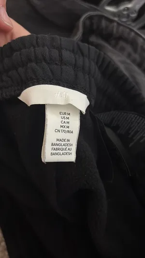H&M Black Sweatpants thumbnail 2