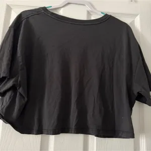 Coca Cola Womens XL Cropped Graphic T Shirt Black Retro Logo Tee thumbnail 3