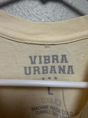 Vibra Urbana 2022 Butterfly Tee Light Yellow Size L NEW Festival Grounds thumbnail 5