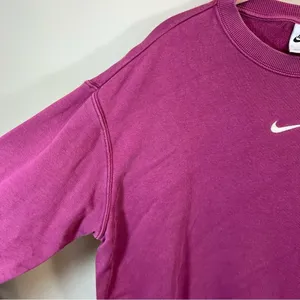 Nike‎ Women’s Magenta Pink Center Swoosh Crewneck Sweatshirt Small thumbnail 4