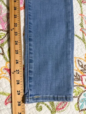 Levi Strauss & Co. women’s size 28 311 shaping skinny jeans light thumbnail 5