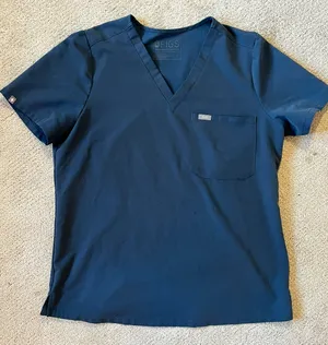 Figs Scrub Top thumbnail 1