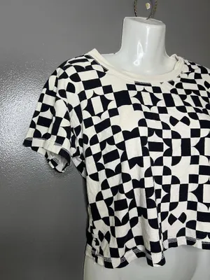 Free People Shirt Womens Small White Black Geometric Checkered Cropped Tee Top thumbnail 3