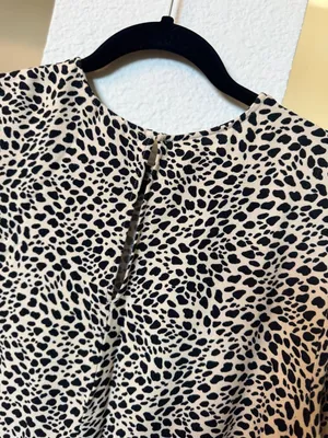 H&M Bell Sleeve Dress Size 14 Animal Print Keyhole Back thumbnail 5