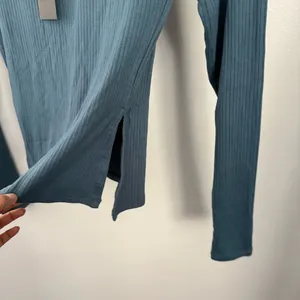 Motel Rocks XS NEW Dinar Split Hem Top In Mineral Blue thumbnail 6
