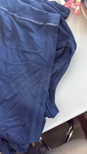 Lululemon tight cropped top thumbnail 3