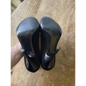 Vintage JoPini Sandro Vicari Black Suede Peep Toe Heels Italy Size 37 thumbnail 6