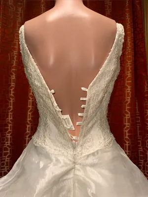 Demetrios Vintage Inspired Lace Ball Gown Wedding Dress Size 6 thumbnail 6