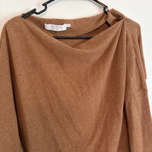 Astr The Label Top Brown Off The Shoulder Long‎ Sleeve Medium Going Out Feminine thumbnail 4