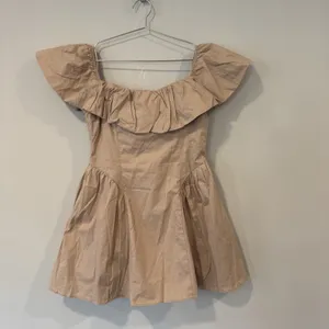 NWT Revolve Le Lis Off the Shoulder Mini Dress with Ruffles Size Medium 2803 thumbnail 6